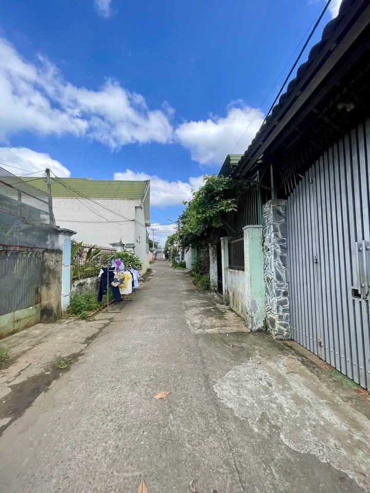 Đất nền Hẻm 138 Y Wang Buôn Ma Thuột 1200m² giá 5.7 tỷ - Cơ hội đầu tư tuyệt vời!