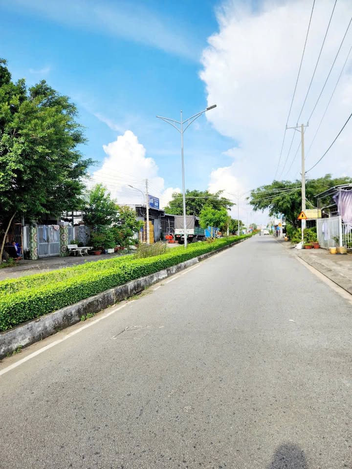 Nhà mặt tiền Nguyễn Thiện Thuật, Rạch Sỏi 125m² giá 1 tỷ - Đầu tư sinh lời ngay!