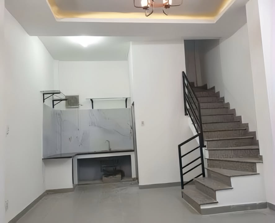 Nhà 2 tầng hẻm xe hơi Kha Vạn Cân, Thủ Đức 38m² giá 5.3 tỷ - Sổ hồng chính chủ, cho thuê 8 triệu/tháng!