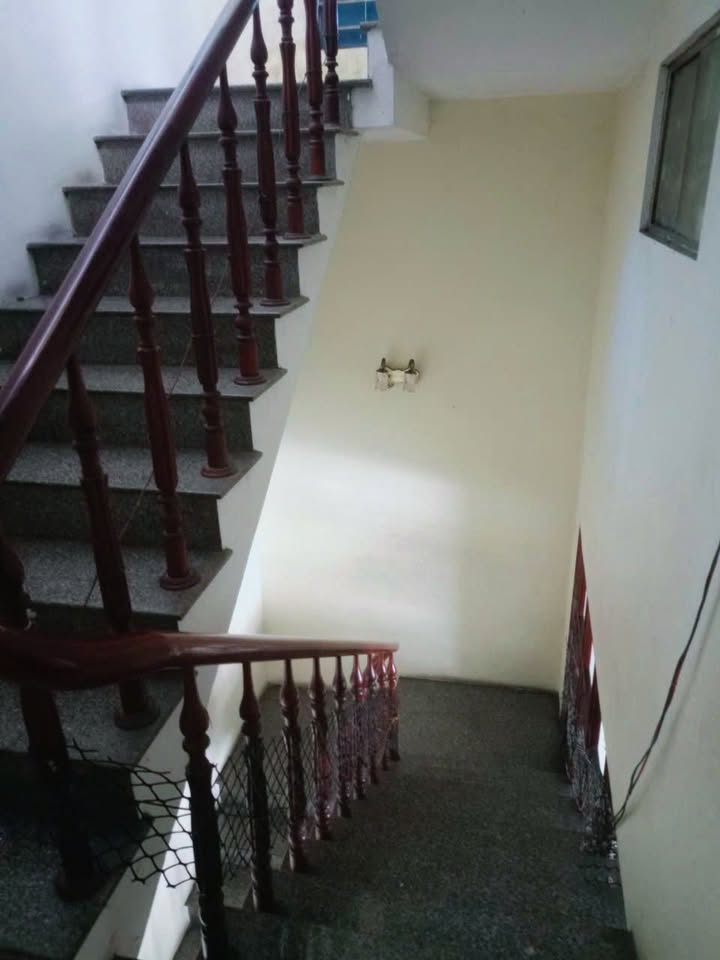 Nhà 2,5 tầng đường Lê Đại Hành, Khuê Trung, Cẩm Lệ, Đà Nẵng 100,5m² - Sổ hồng chính chủ, giá chỉ 9,5 tỷ!