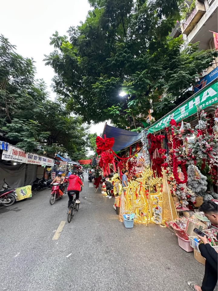 Nhà mặt đường Phan Bội Châu, Hồng Bàng, 50m² giá 1x tỷ - Kinh doanh sầm uất!