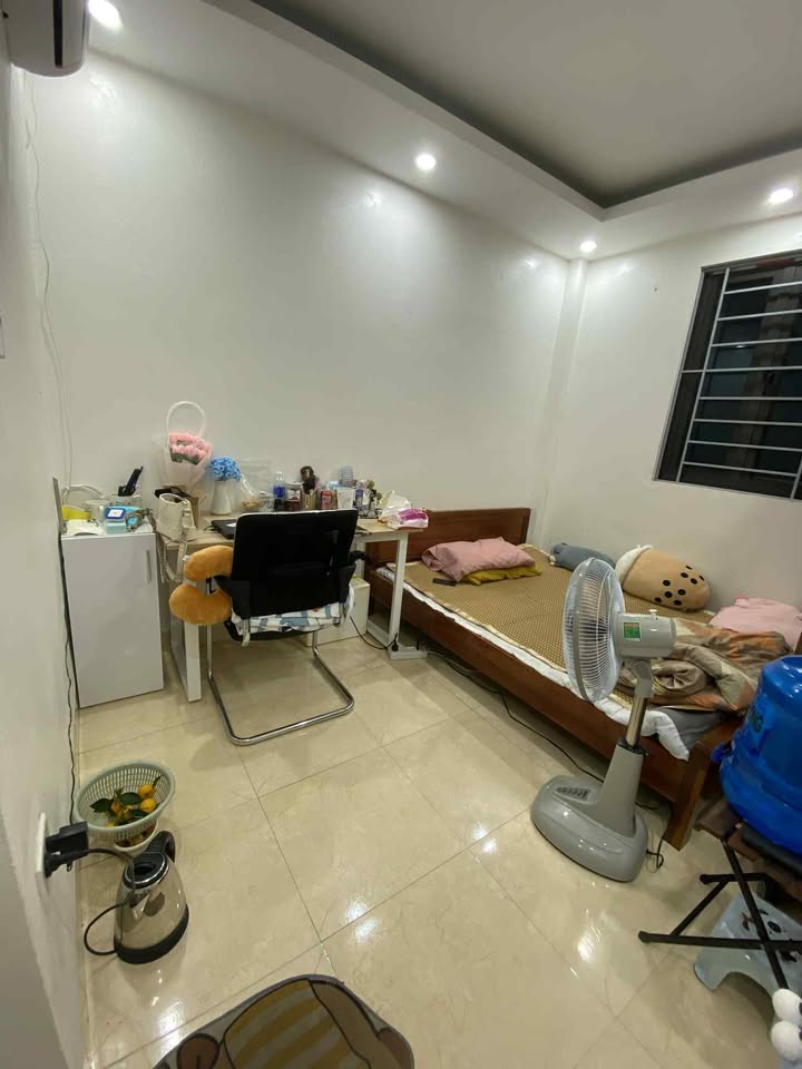 Phòng trọ tại Cầu Giấy 20m² giá 2.9 triệu - Chính chủ, đầy đủ tiện nghi