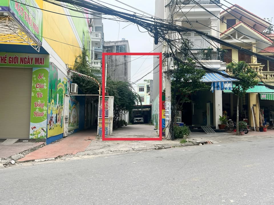 Bán FrontHouse mặt đường Thiên Lôi, quận Lê Chân, 135m² - Đầu tư sinh lời tuyệt vời!