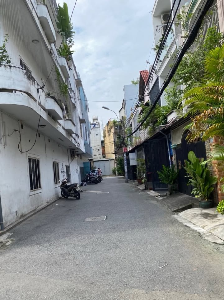 Nhà phố 2 tầng đường Nguyễn Văn Thương 65m² giá 9.99 tỷ - Khu VIP Bình Thạnh, sẵn sàng vào ở!