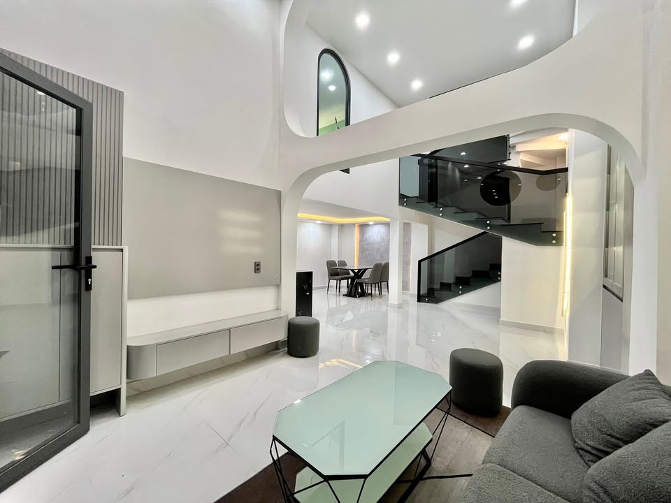 Nhà 3 Tầng BTCT Hẻm Xe Tải 10m Lý Thường Kiệt, P4 Gò Vấp 45m² - Giá Chỉ 6.35 Tỷ!