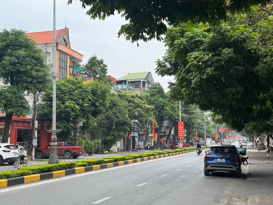 Bán Nhà Mặt Đường Hùng Vương, Vĩnh Yên 86.5m² - Kinh Doanh Đắc Địa, Có Dòng Tiền