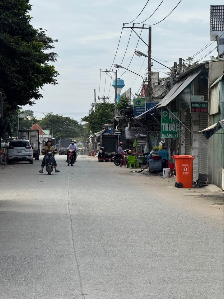 Nhà riêng Hội Nghĩa - Tân Uyên 300m² giá 5 tỷ - Đầu tư sinh lời ngay!