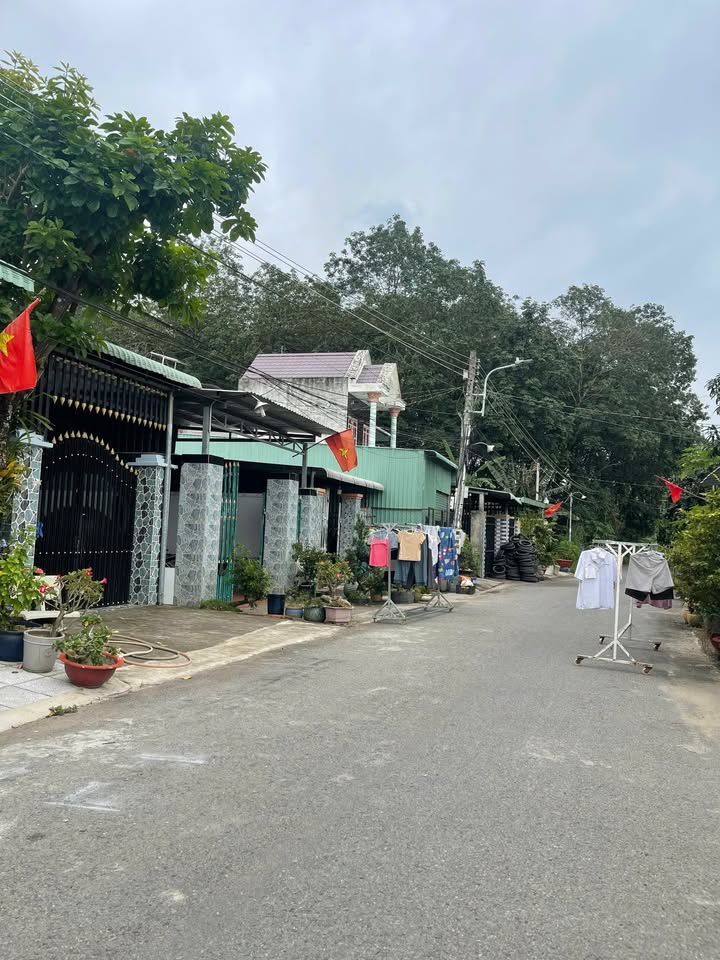 Đất nền Phú An, Bến Cát 150m² giá 1.65 tỷ - Cơ hội đầu tư hấp dẫn!