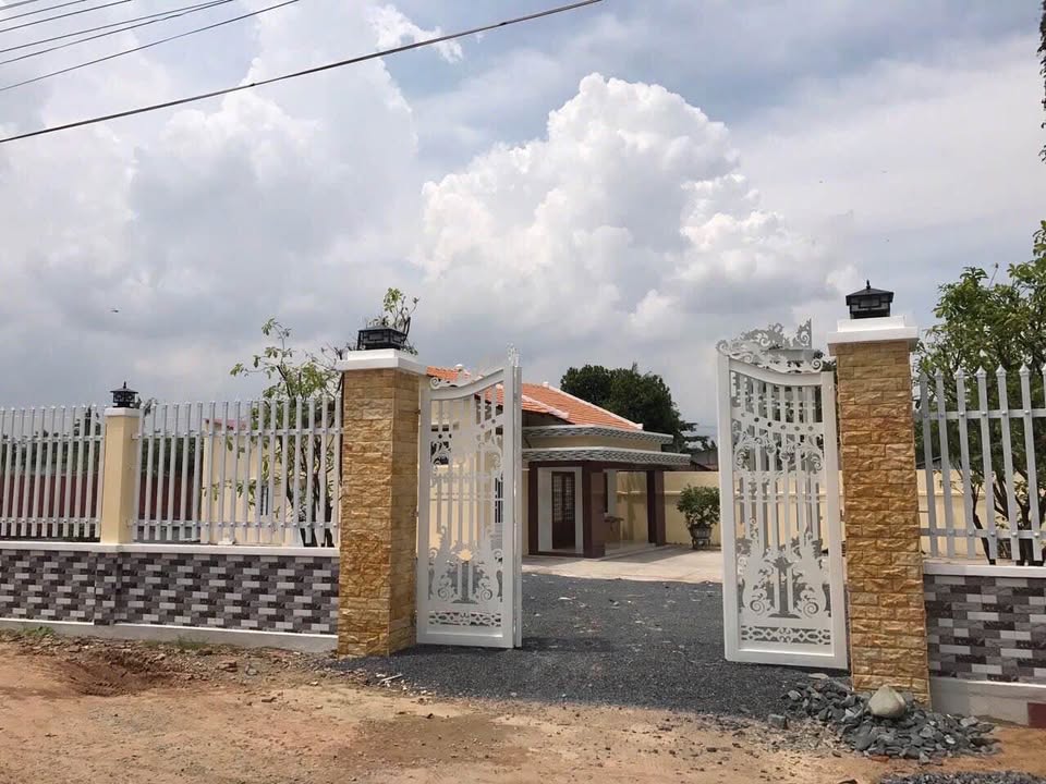 Đất Tân Vạn Biên Hòa 900m² giá 18 tỷ - Hai mặt tiền đường nhựa đẹp tuyệt vời!