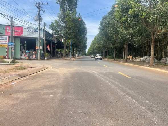 Đất nền Long Tân Bà Rịa - Vũng Tàu 300m² giá 4 tỷ - Cơ hội đầu tư tuyệt vời!