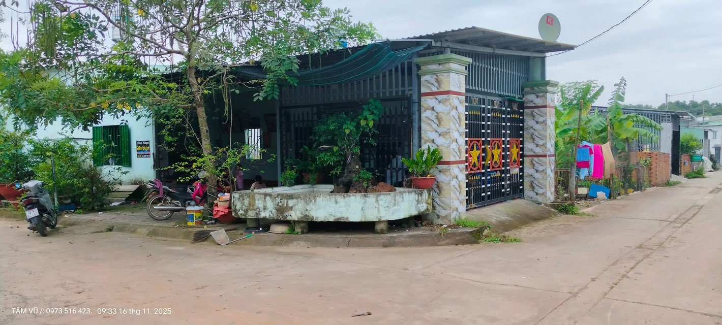 Nhà góc 2 mặt tiền Trảng Bom 120m² giá 800 triệu - Thích hợp kinh doanh!