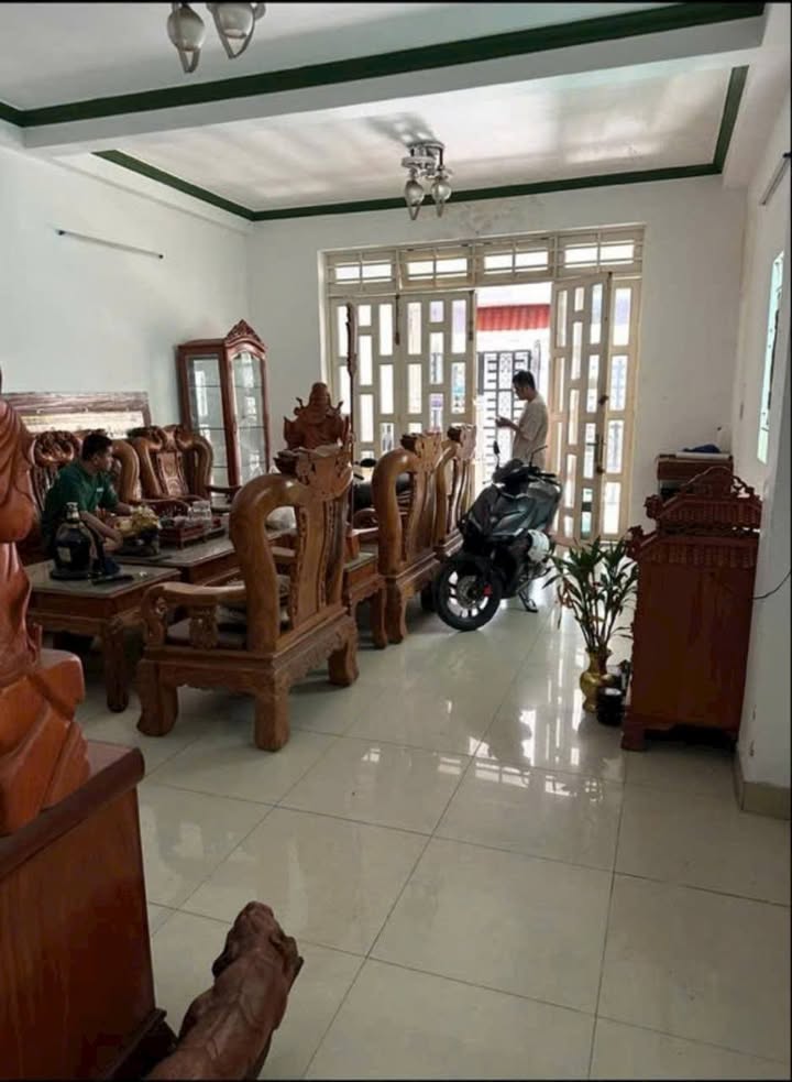 Nhà mặt tiền Thới An 106m² giá 6.45 tỷ - Chính chủ bán gấp!