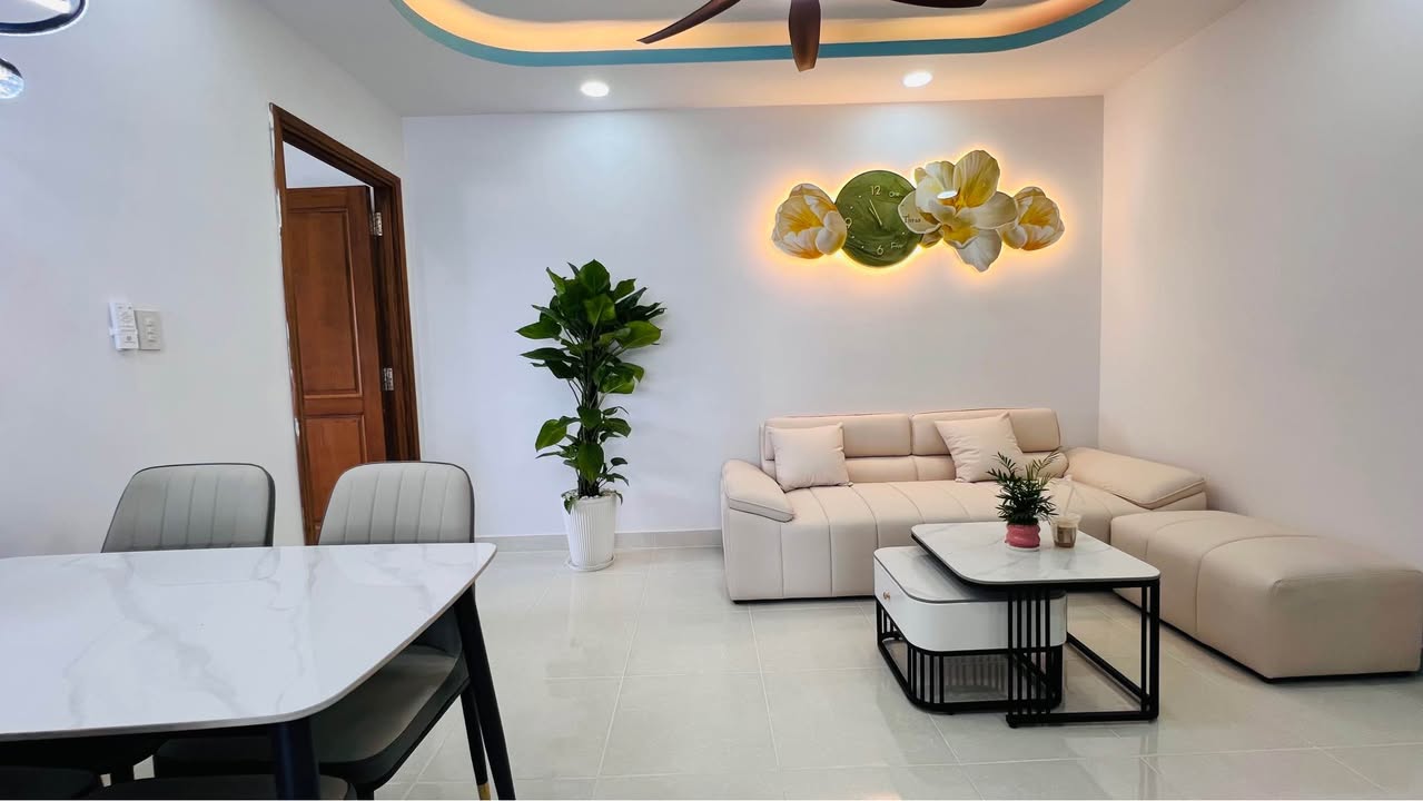 Căn hộ CT5 Vĩnh Điềm Trung Nha Trang 75m² giá 2.95 tỷ - View công viên tuyệt đẹp!