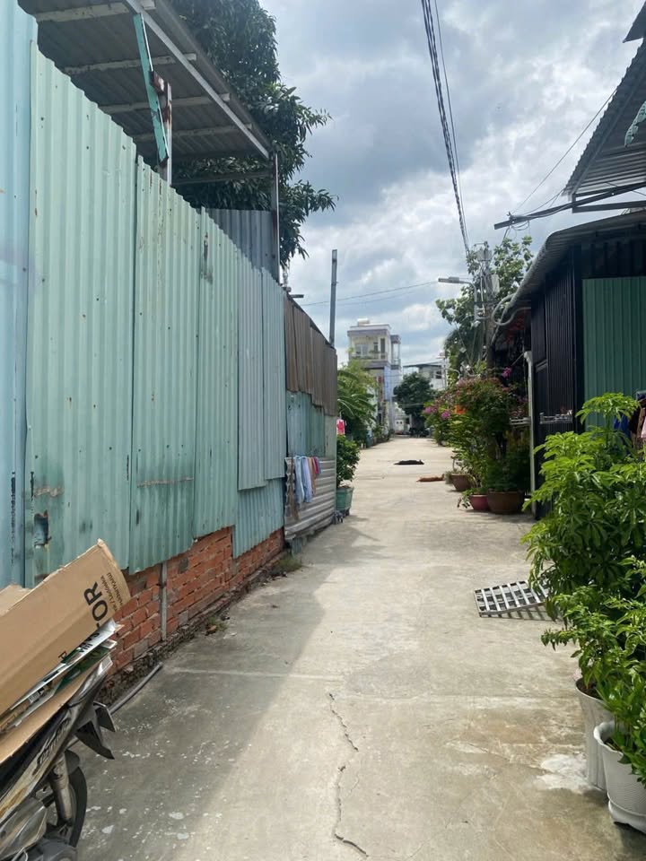 Nhà bán hẻm 1874 Lê Văn Lương, Nhơn Đức, Nhà Bè 27m² - Giá chỉ 830 triệu!