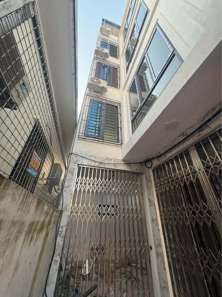 Căn hộ CCMN 68m² Yên Nghĩa Hà Đông - Bán gấp, vị trí đắc địa gần Bến xe!