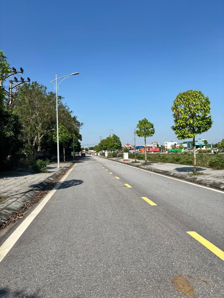 Đất nền Khu công an Liêm Tiết 100m² giá 3.8 tỷ - Sổ đỏ chính chủ, vị trí đắc địa!