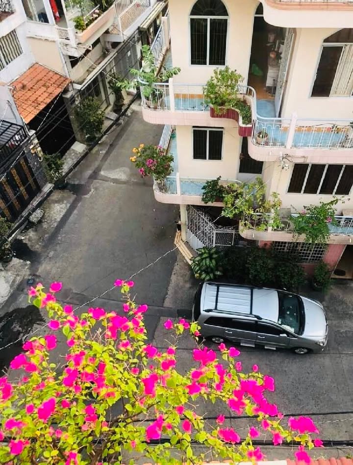 Mặt tiền hẻm 8m Nguyễn Cảnh Chân 53m² giá 16.5 tỷ - Nhà 4 tầng sang trọng!