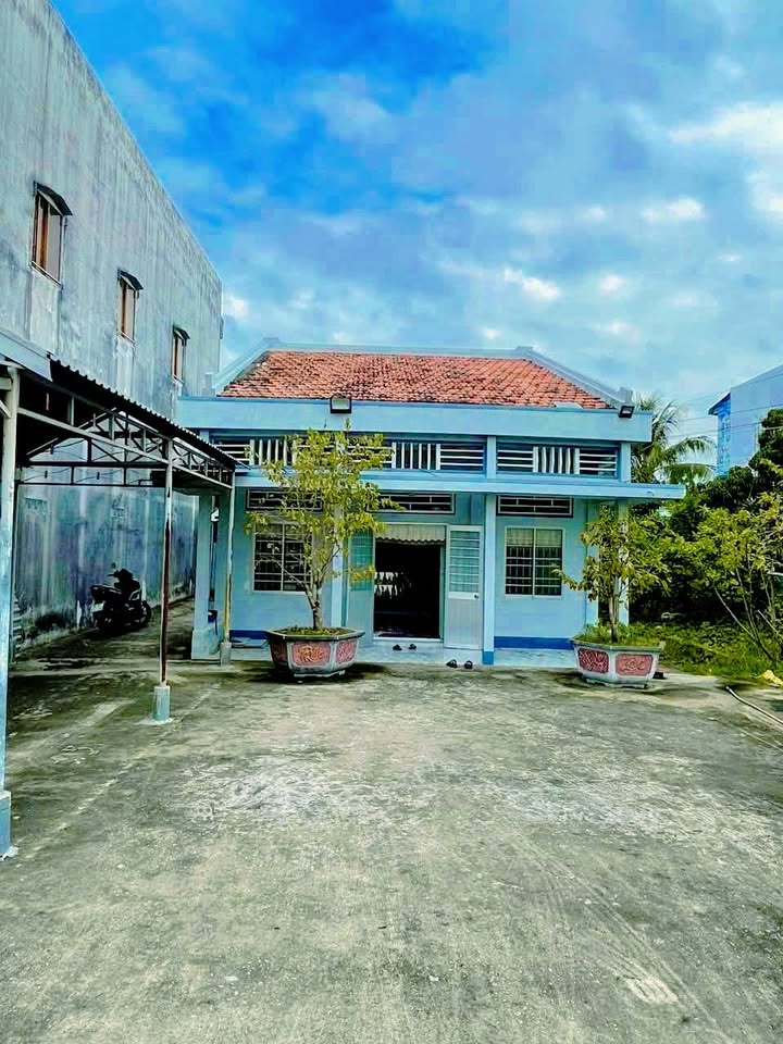 Đất và Nhà Cấp 4 đường Lý Thường Kiệt, Cà Mau 2865m² - Đầu tư kinh doanh tiềm năng!