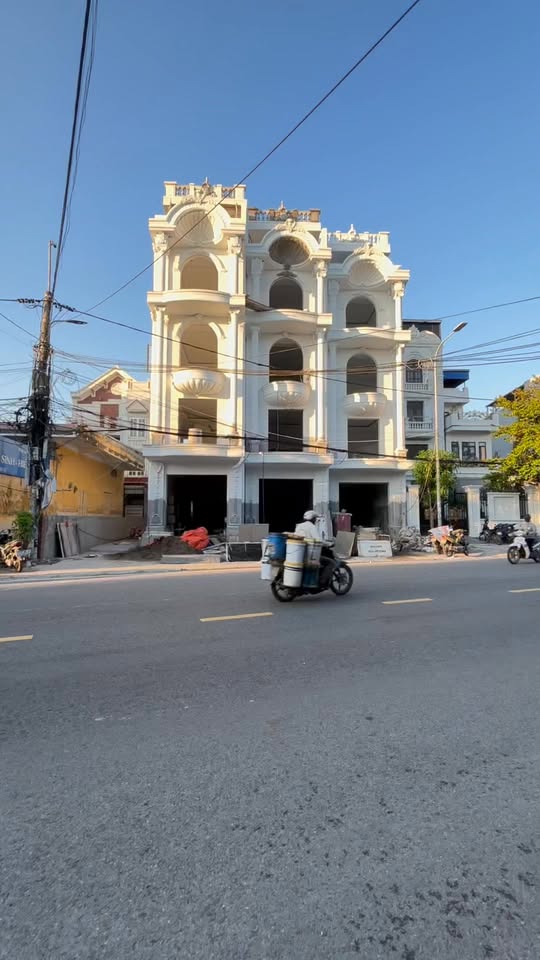 Nhà mặt đường Ngô Gia Tự, Hải Phòng 84m² giá chỉ từ 13.5 tỷ - Vị trí vàng cho kinh doanh!