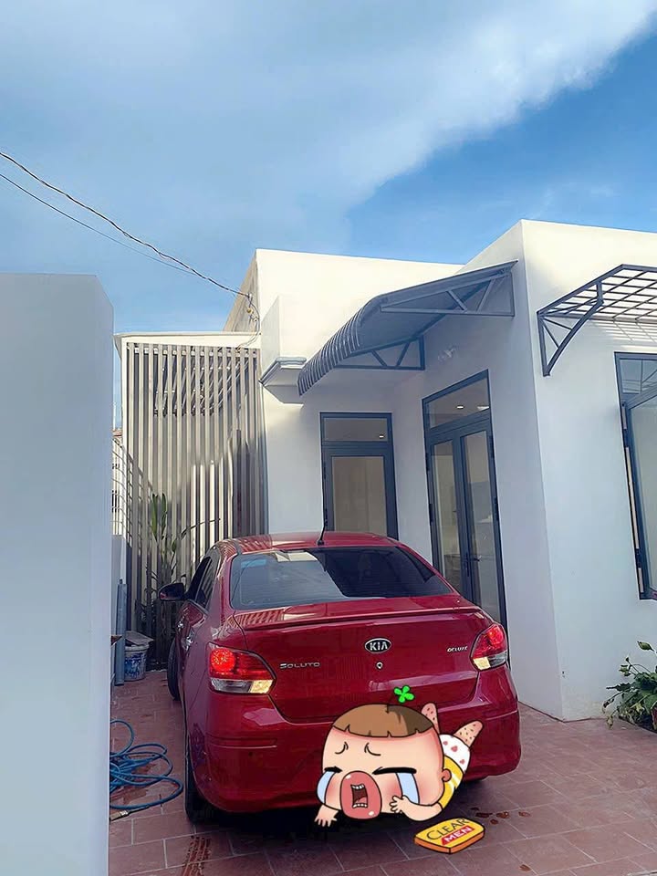 Nhà cấp 4 hẻm Lê Văn Hiến, Quang Trung, 106m² chỉ 1.95 tỷ - Sẵn sàng vào ở!