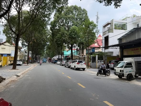 Nhà phố mặt tiền Thích Quảng Đức, Thủ Dầu Một 89m² giá 9.5 tỷ - Đầu tư sinh lời ngay!