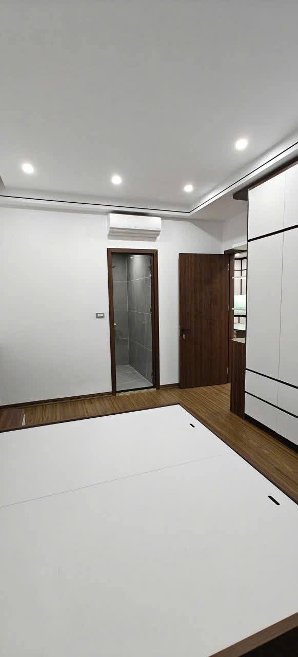 Căn hộ chung cư JSC 164 Khuất Duy Tiến 84m² giá 7.5 tỷ - Full nội thất, vào ở ngay!