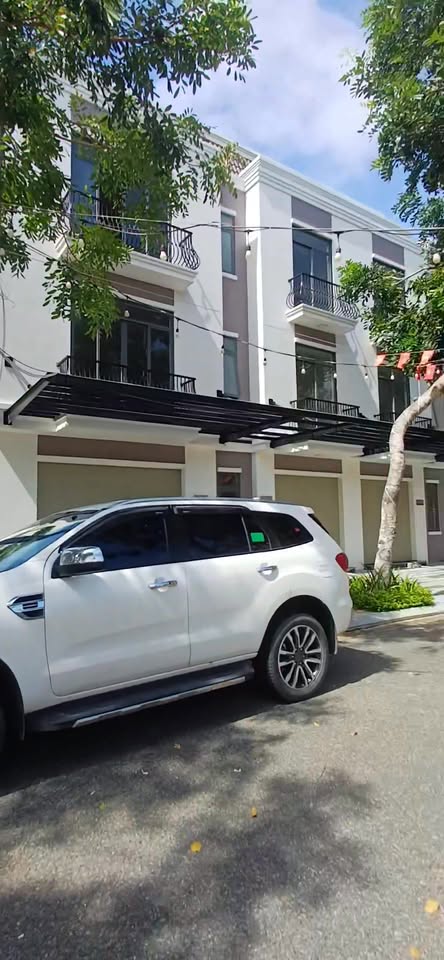 Nhà đẹp Khu đô thị Phúc An Asuka, Châu Đốc, 115m² giá 4.1 tỷ - Sẵn sàng thương lượng!