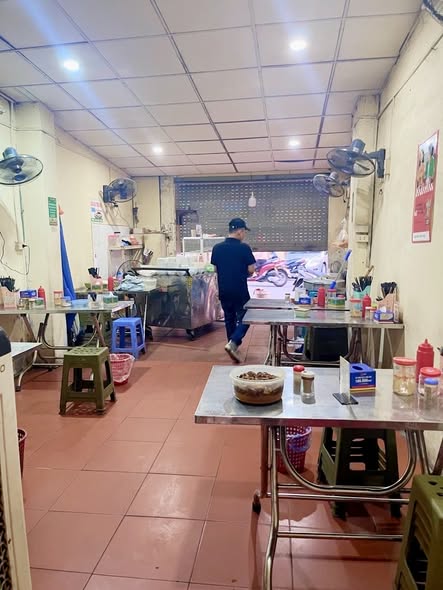 Nhà phố Văn Chương 57m² giá 12.5 tỷ - Kinh doanh sầm uất trung tâm Đống Đa!