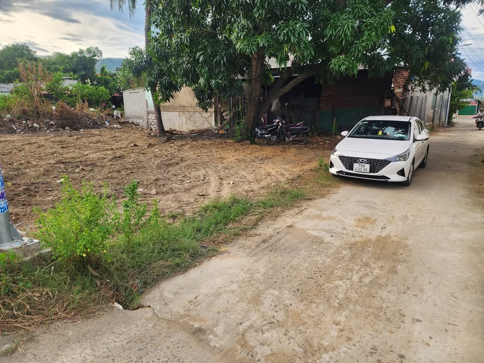 Đất nền Cam Thịnh Đông 100m² giá 550 triệu - Đường ô tô vào tận nơi!