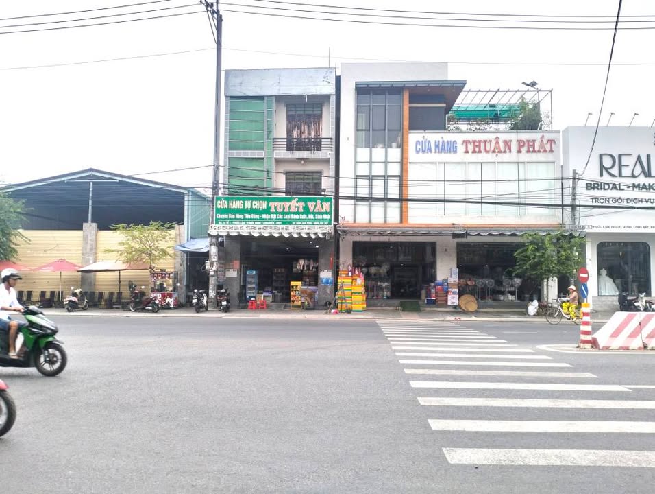 Mặt tiền FrontHouse Hương Lộ 5, Long Hải 270m² giá 6.5 tỷ - Cơ hội đầu tư hấp dẫn!
