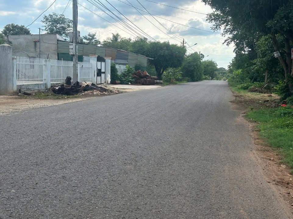 Đất thổ cư 125m² mặt tiền đường Y Wang, Buôn Ma Thuột chỉ 1.15 tỷ - Đầu tư sinh lời cao!