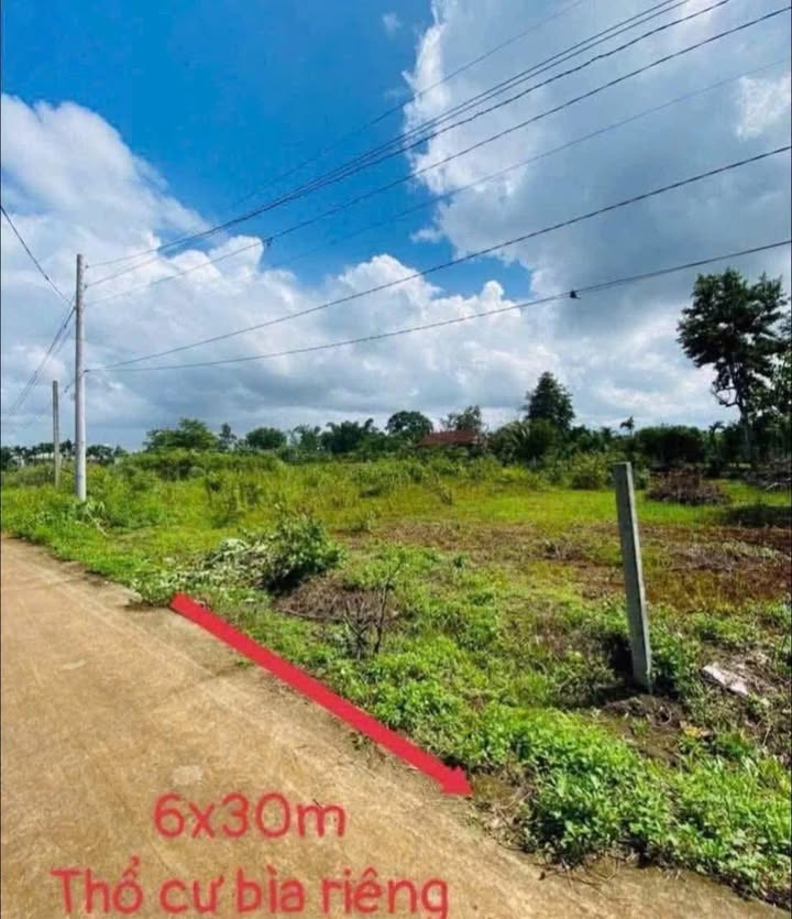 Đất nền Cư M'gar 180m² giá 750 triệu - Gần chợ và tiện ích