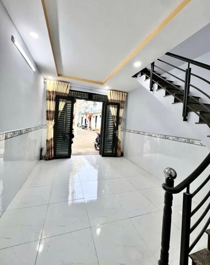 Nhà nhỏ khu Gò Xoài, Bình Tân 25m² giá 1.85 tỷ - Sổ hồng chính chủ!