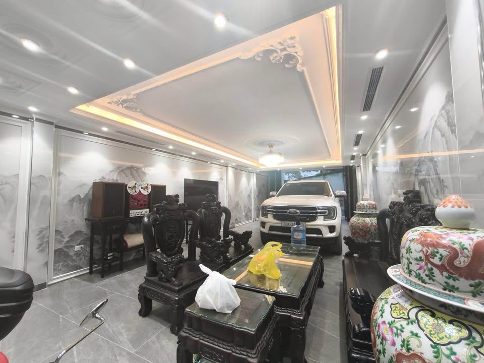 FrontHouse Ngõ 557 Nguyễn Văn Linh 96m² giá 25.6 tỷ - Thiết kế hiện đại, ô tô tránh nhau!