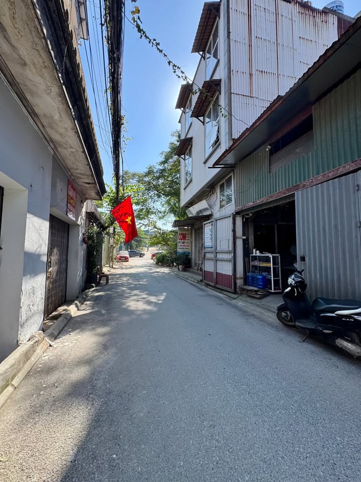 Đất Ngô Gia Tự Long Biên 74m² giá 7.2 tỷ - Cơ hội đầu tư vàng!