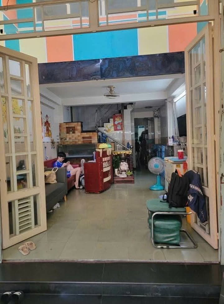 Nhà nguyên căn cho thuê tại đường Minh Phụng, quận 6, 80m² - Giá chỉ 18 triệu/tháng!