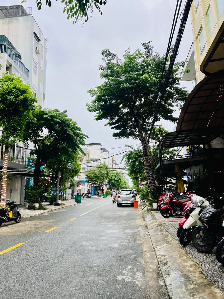 Nhà phố 2 tầng mặt tiền đường Dương Đình Nghệ, Đà Nẵng 100m² giá 19 tỷ - Đầu tư sinh lời ngay!