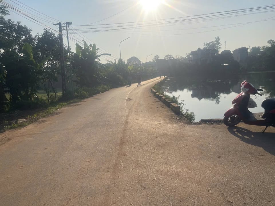 Đất Hương Sơn, Bình Xuyên, Vĩnh Phúc 114.9m² giá 1.5 tỷ - Gần hồ, tiện ích đầy đủ!