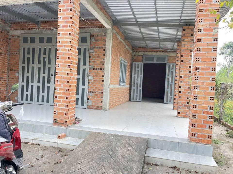 Nhà vườn mới xây tại An Ninh Tây, Đức Hòa 750m² giá 1.6 tỷ - Sổ hồng riêng