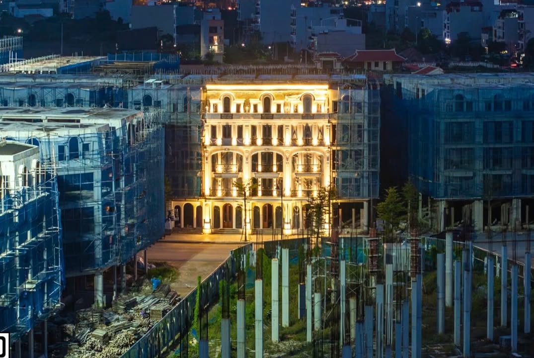 Liền kề L6-58 Tây Thăng Long 248,7m² giá 4.317 tỷ - Vị trí vàng tiện ích!