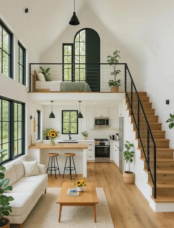 Căn hộ tập thể Láng Hạ 31m² giá 5.2 tỷ - Sổ đỏ chính chủ, có sân để xe riêng!