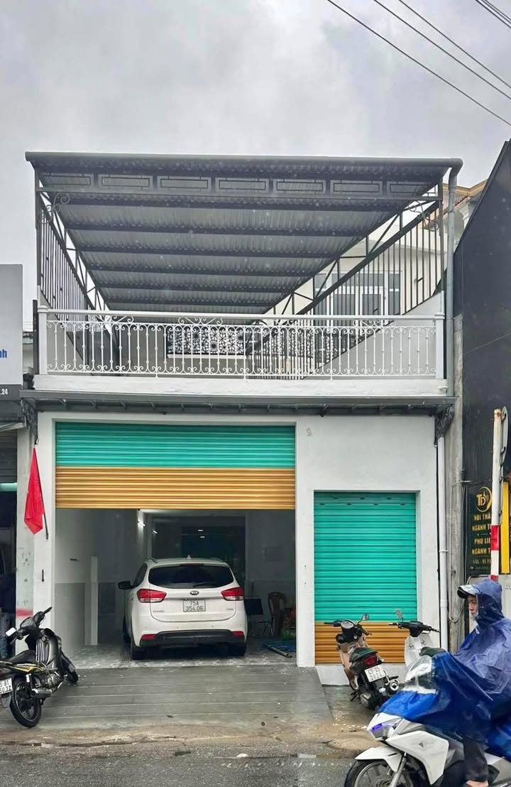 Cho thuê nhà mặt tiền Hùng Vương 150m² giá 20 triệu - Kinh doanh đa dạng