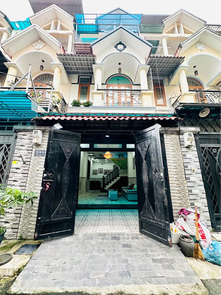 Bán nhà Thới An, Quận 12, 52m² giá 5.39 tỷ - Vị trí đắc địa, an ninh tốt!