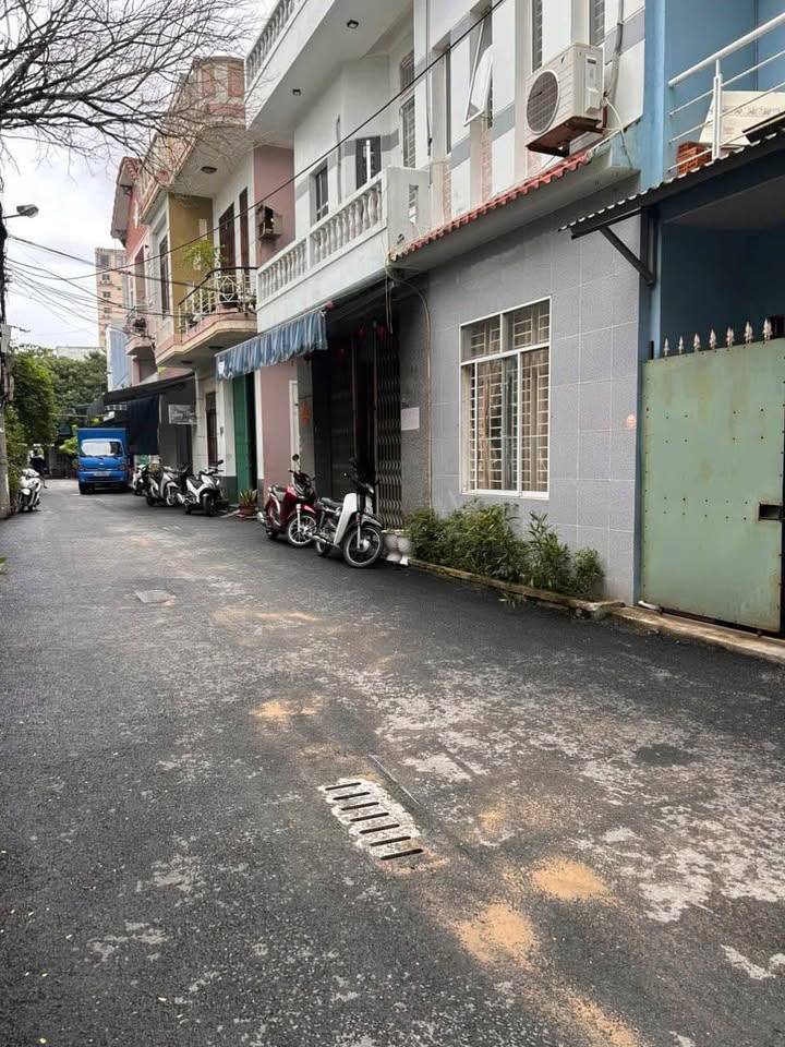 Nhà 2 tầng sát biển Tôn Thất Đạm 14m² giá 2.05 tỷ - Sẵn sàng vào ở!