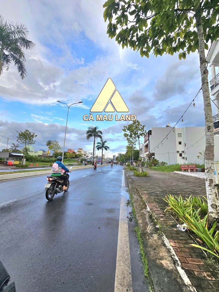 Đất nền 2 mặt tiền đường Châu Văn Liêm, Cà Mau diện tích 329m² - Sổ đỏ chính chủ!