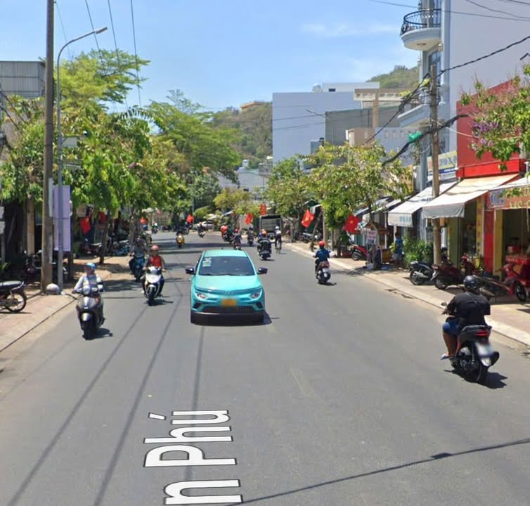 Nhà bán mặt tiền Trần Phú, Vũng Tàu 108m² giá 9.8 tỷ - Vị trí đắc địa cho kinh doanh!