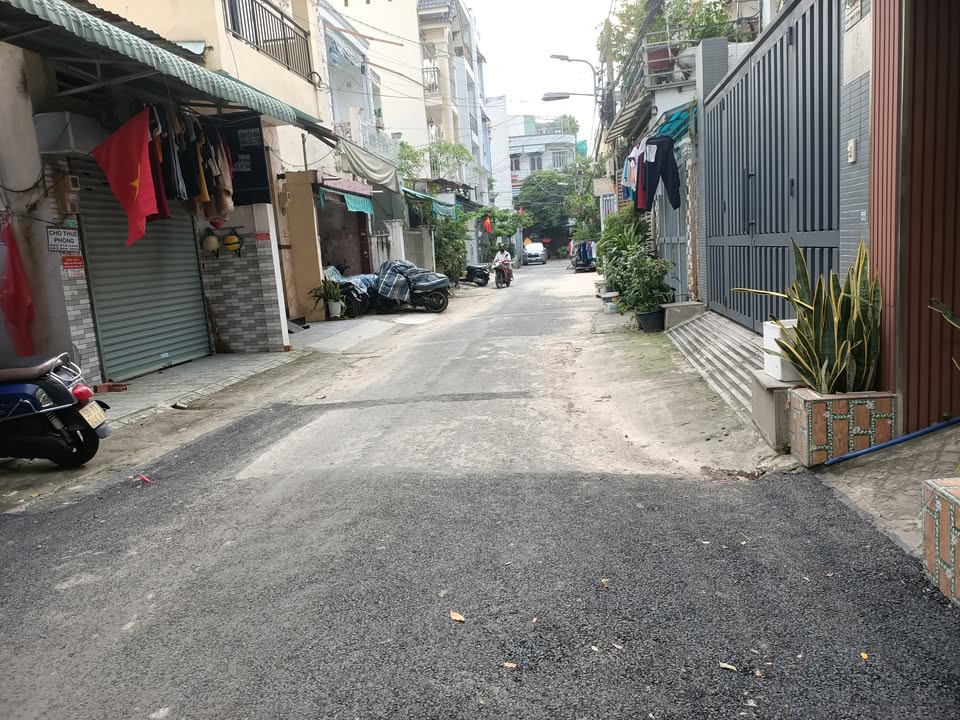 Nhà 2 Tầng Trung Mỹ Tây 62m² giá 3.6 tỷ - Sổ hồng chính chủ