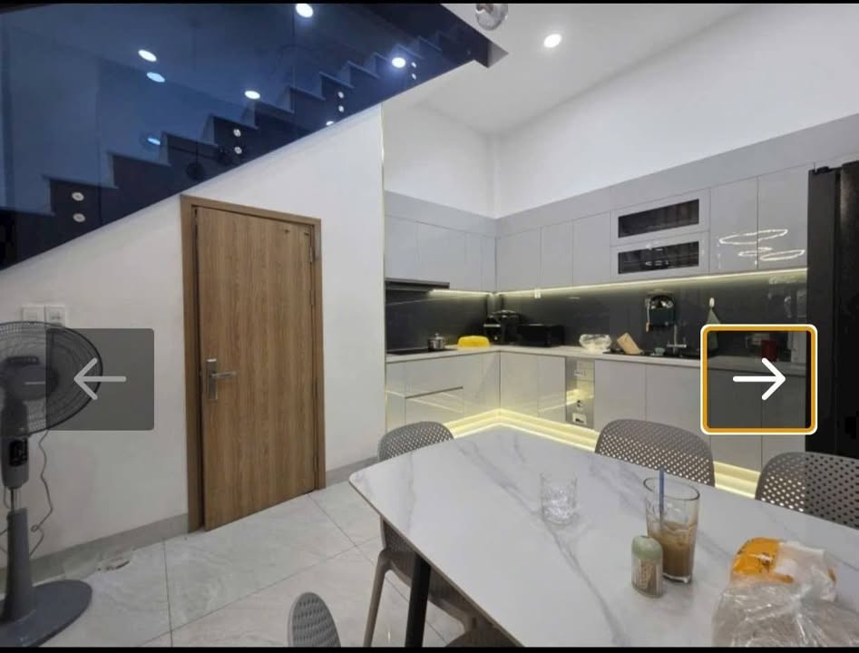 Bán FrontHouse 2 mặt tiền đường XVNT, Bình Thạnh, 92m² giá 19.9 tỷ - Cơ hội kinh doanh đỉnh cao!