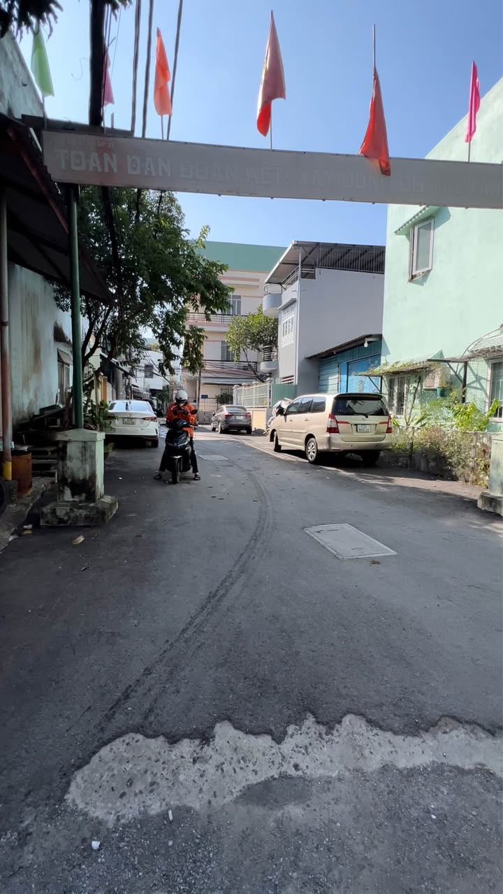 Bán đất tặng nhà cấp 4 tại Hòa Cường Nam 101m² giá 6.1 tỷ - Thích hợp kinh doanh