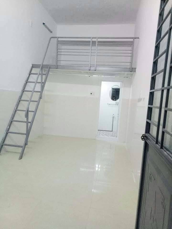 Phòng trọ cho thuê tại Hòa Khánh Bắc, Đà Nẵng - Gác lửng, thoáng mát, gần trường học!